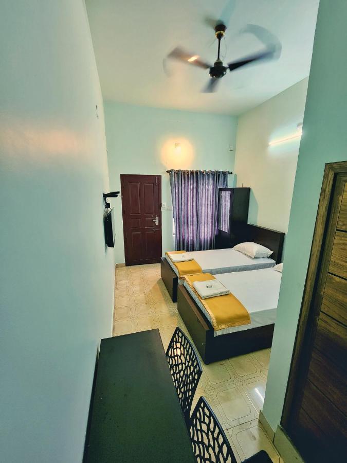 מלון Perintalmanna Apsara Residency מראה חיצוני תמונה