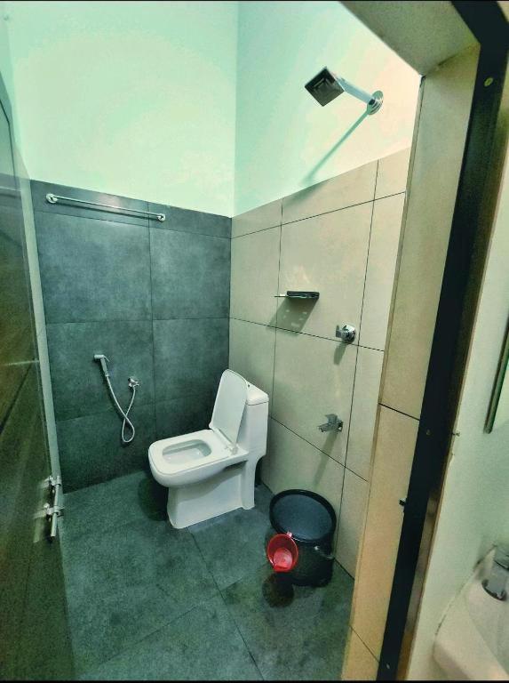 מלון Perintalmanna Apsara Residency מראה חיצוני תמונה