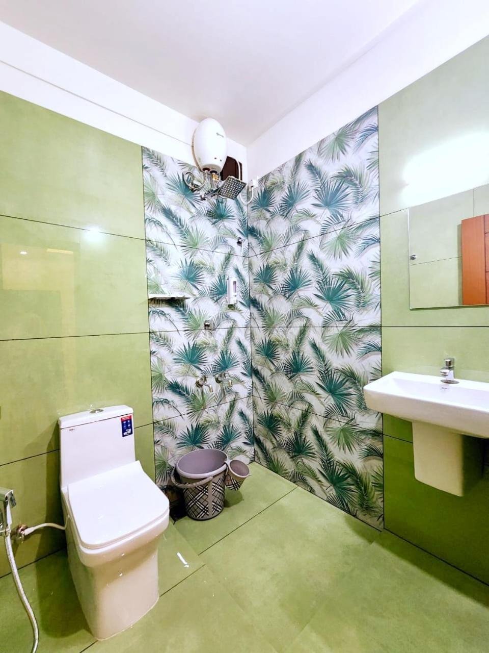 מלון Perintalmanna Apsara Residency מראה חיצוני תמונה